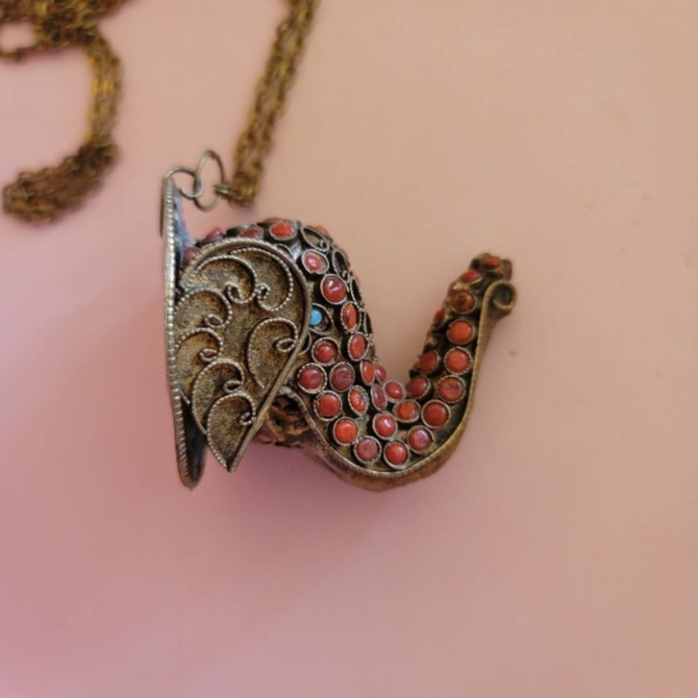Vintage elephant‎ Pendant Necklace Coral Turquoise Bohemian Tribal Jewelry